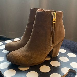 Tan Boots